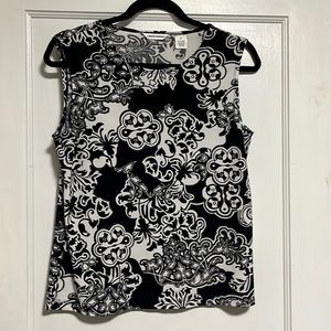 M black and white patterned Laura Ashley sleeveless top